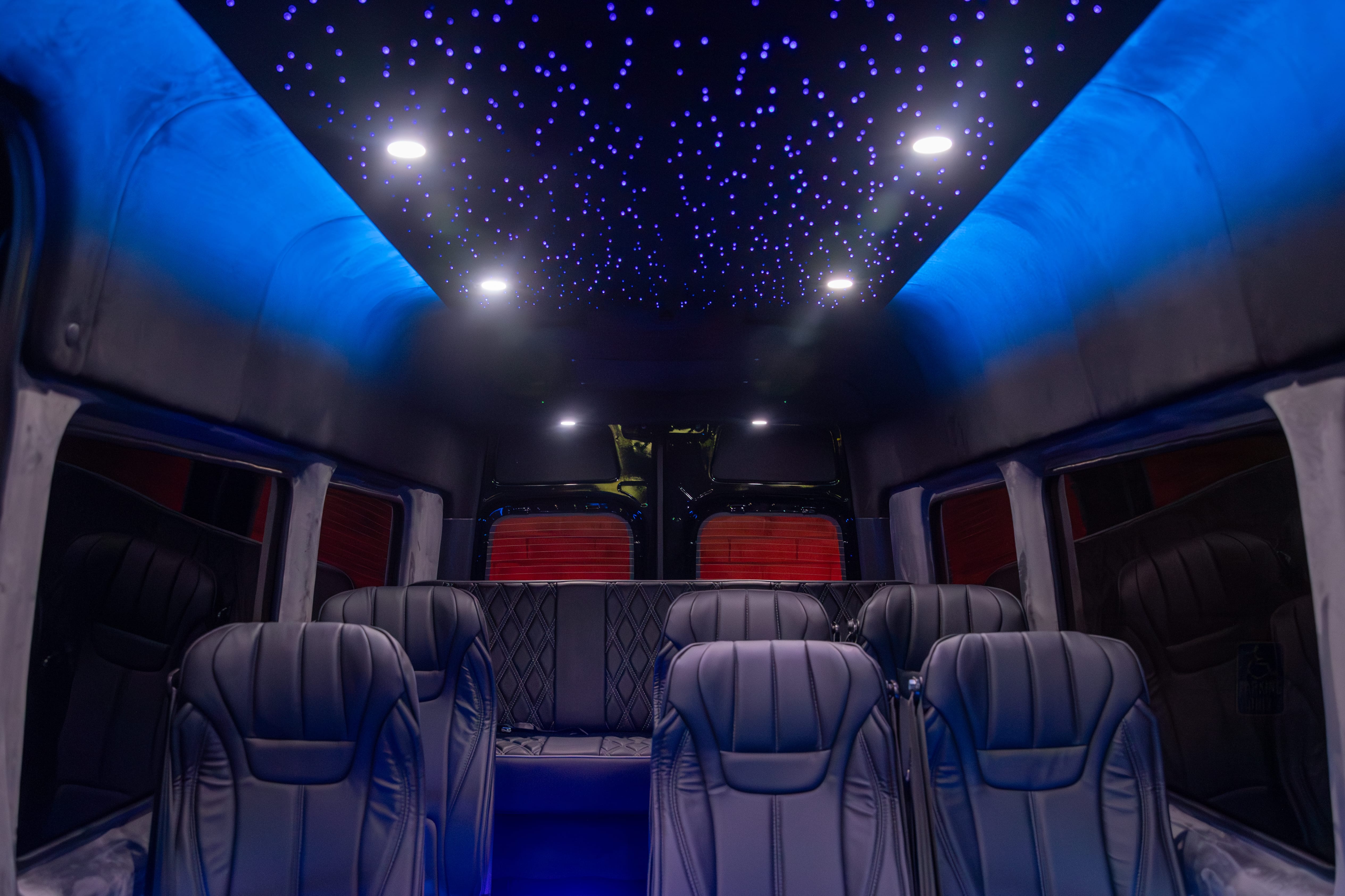 MERCEDEZ-BENZ SPRINTER 3500 AWD 14 PASSENGER Image 19