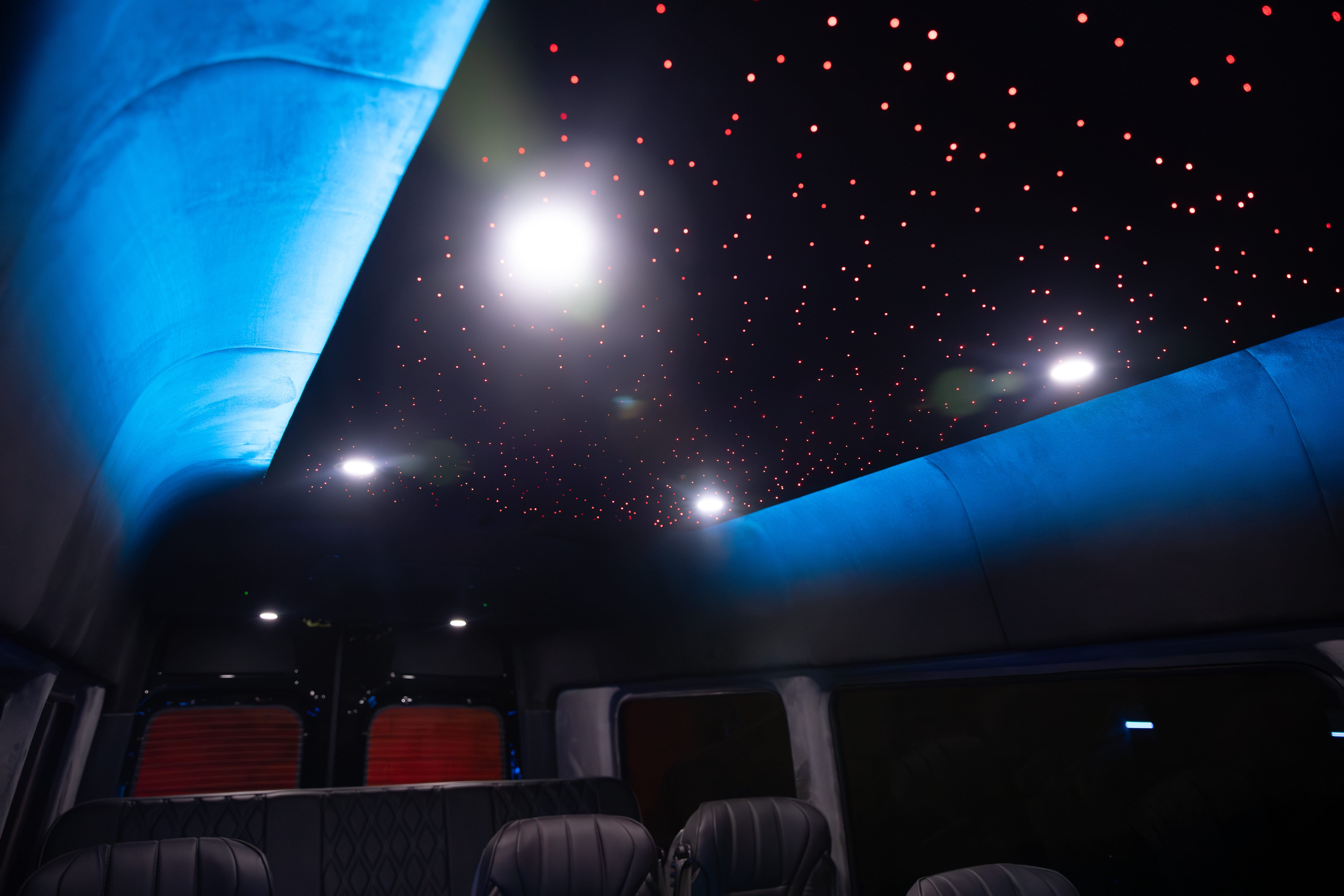 MERCEDEZ-BENZ SPRINTER 3500 AWD 14 PASSENGER Image 21