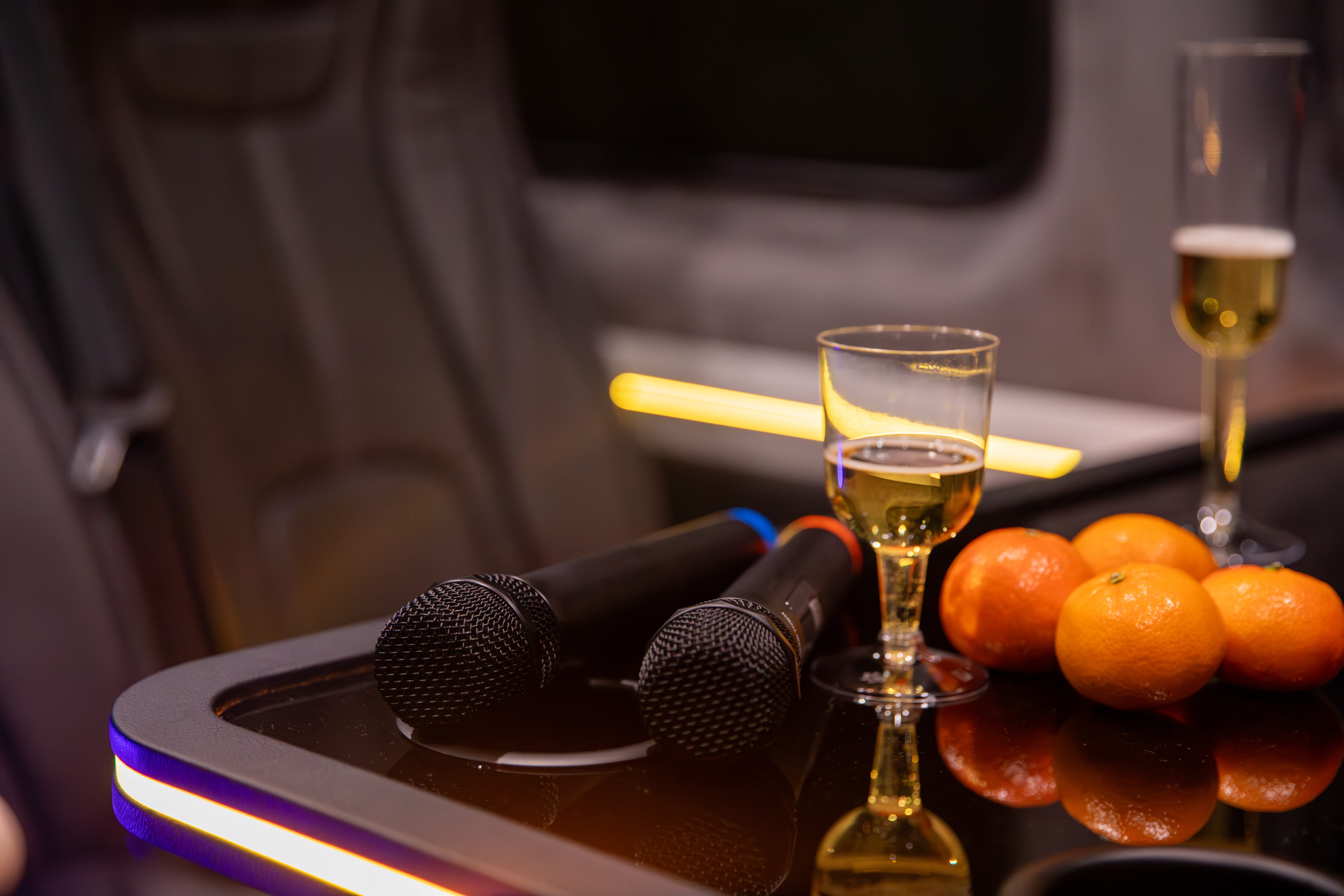 MERCEDEZ-BENZ SPRINTER 3500 AWD 14 PASSENGER Image 13