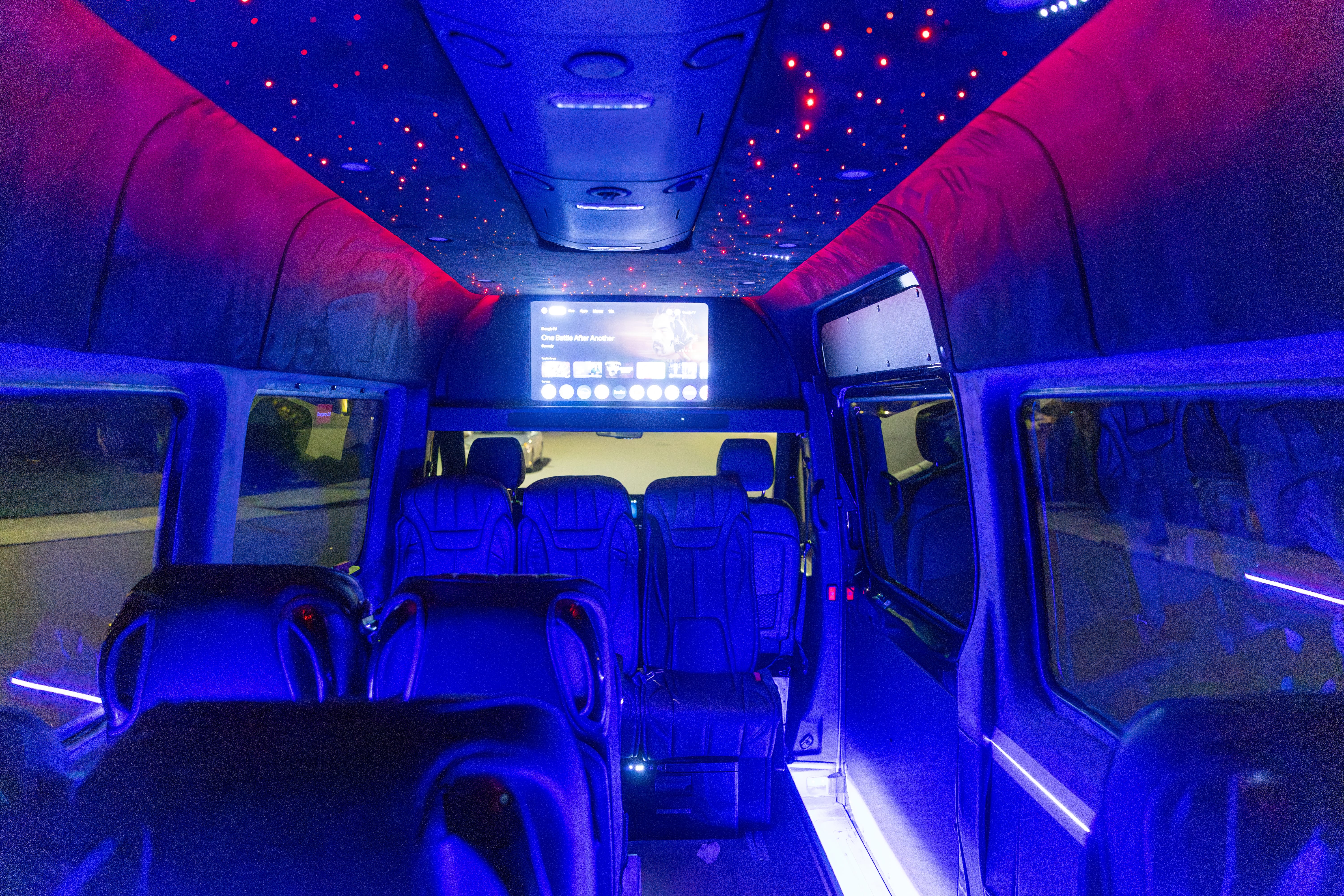 MERCEDEZ-BENZ SPRINTER 2500 14 PASSENGER Image 22